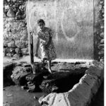 Lisetta Carmin, Joyeuses voix dans le noir. Photographies en Sardaigne 1962–76 (exposition)