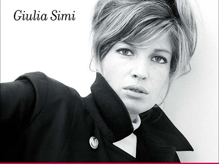 Giulia Simi, Monica Vitti